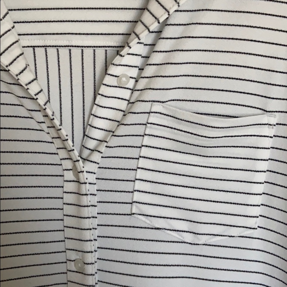 Button Down Top - Picture 4 of 5